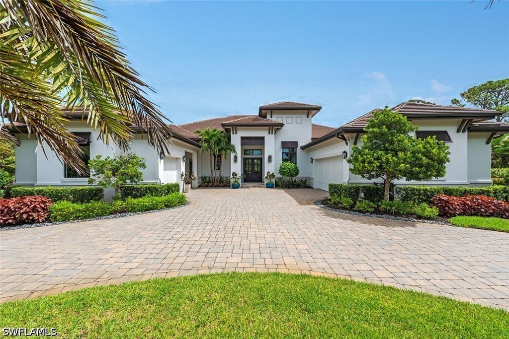 179 Mahogany Dr, Naples
