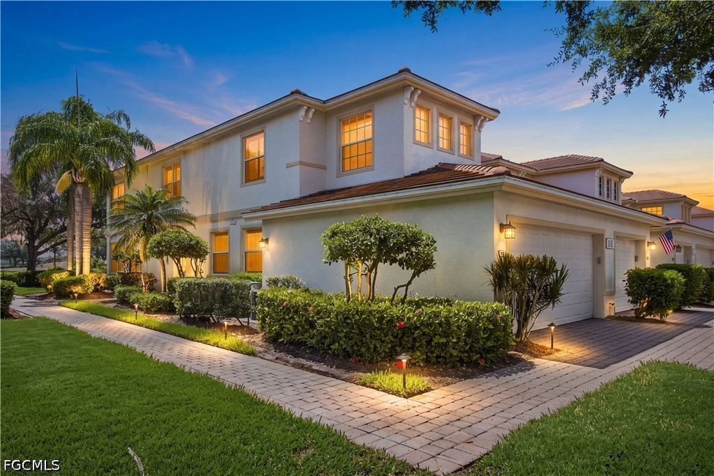 3010 Meandering Way 101, FORT MYERS