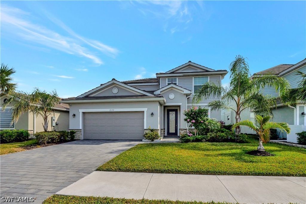2122 Hamlin St, Naples