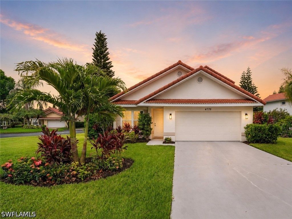 4775 Europa Dr, Naples