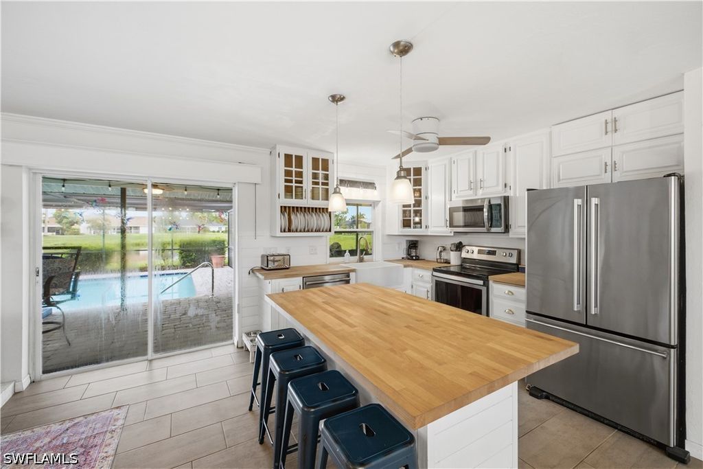 24708 Carnoustie Ct, BONITA SPRINGS