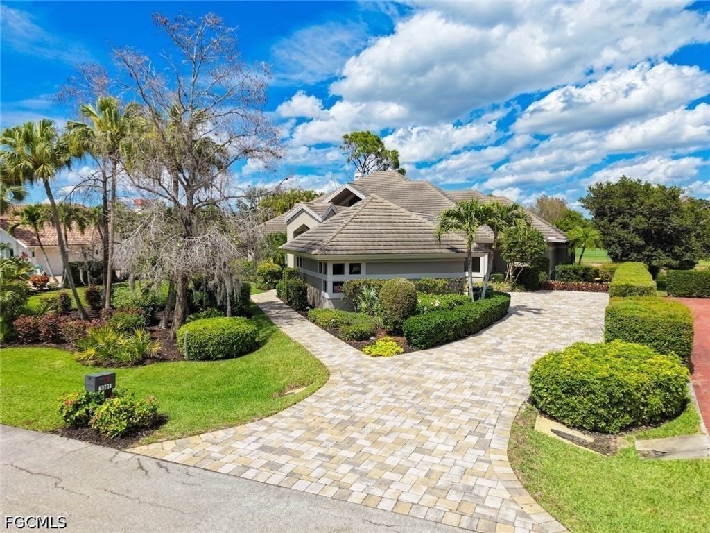 8301 Glenfinnan Cir, Fort Myers