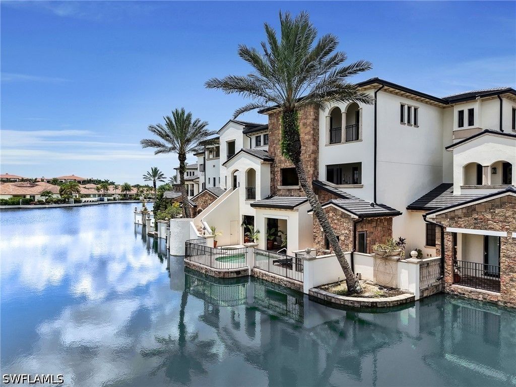 16649 Toscana Cir 803, NAPLES