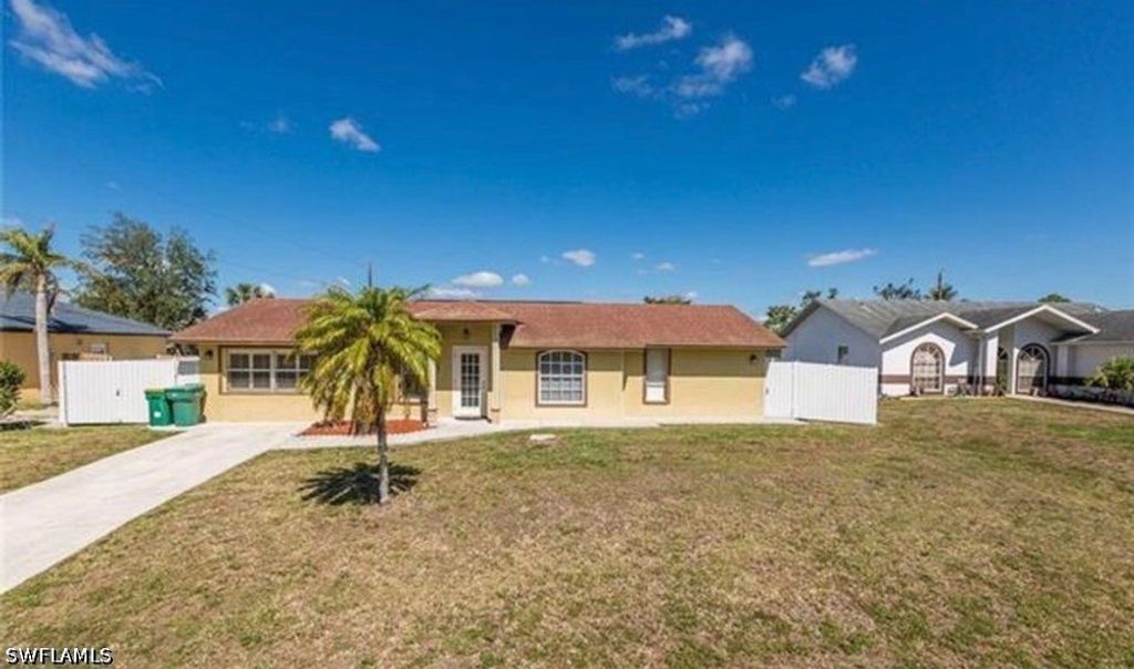 5325 23rd Pl Sw, Naples
