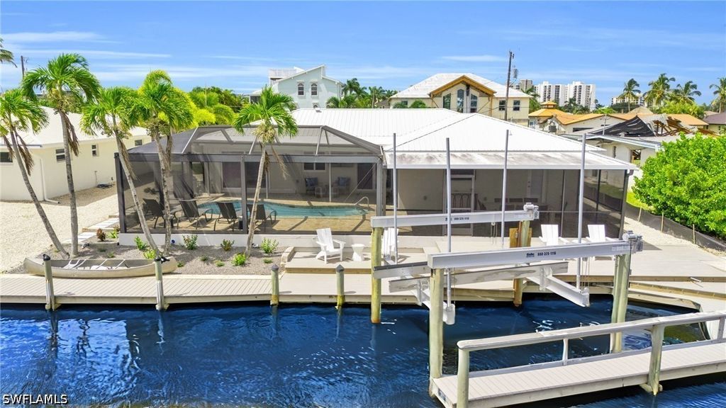 23 Palmview Blvd, Fort Myers Beach