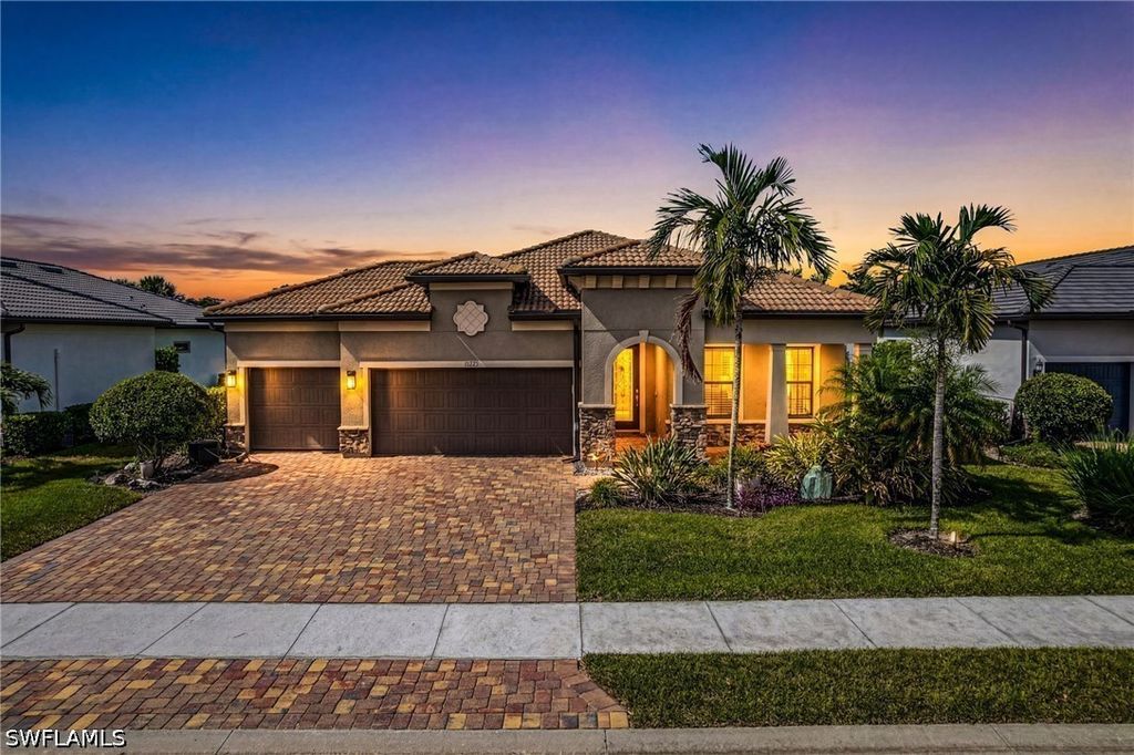 14045 Hawks Eye Ct, Estero