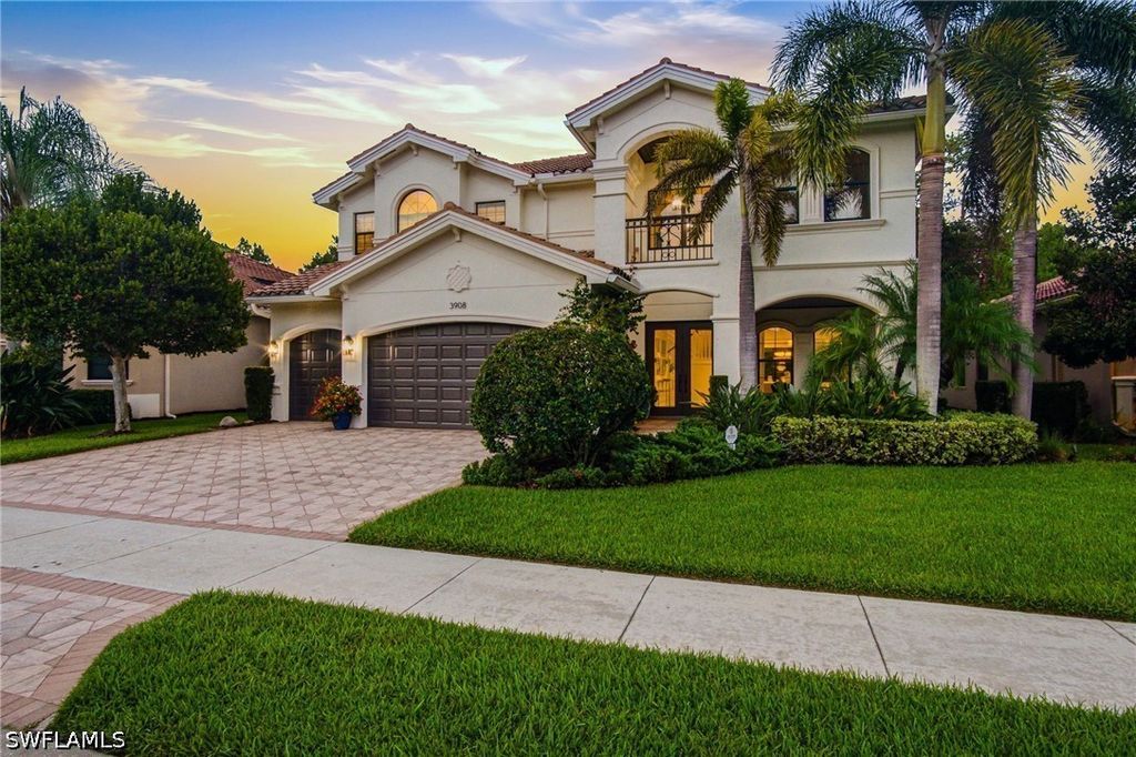 3908 Gibralter Dr, Naples