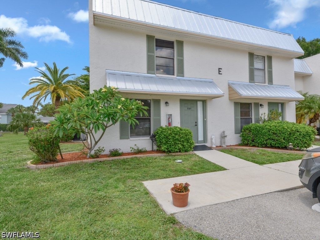 151 Cypress Way E E101, Naples