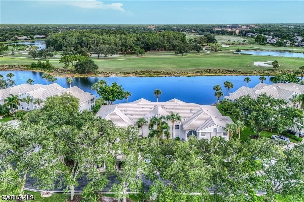 6260 Bellerive Ave 404, Naples