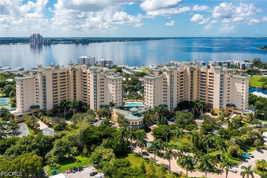 3414 Hancock Bridge Pkwy 803, North Fort Myers