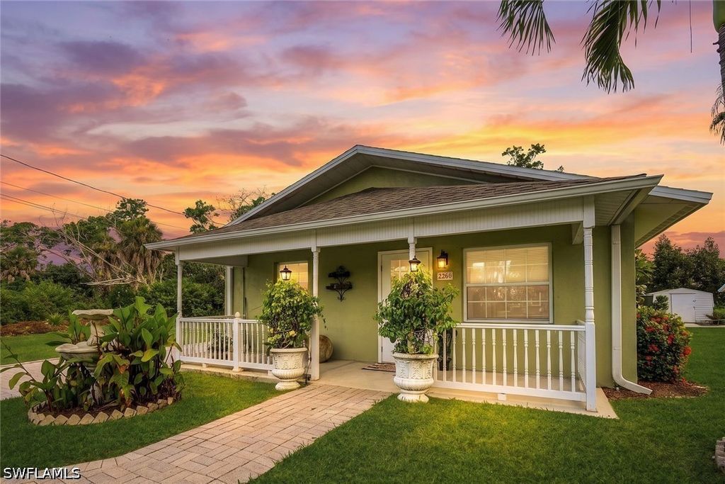 2385 Sunset Ave, Naples