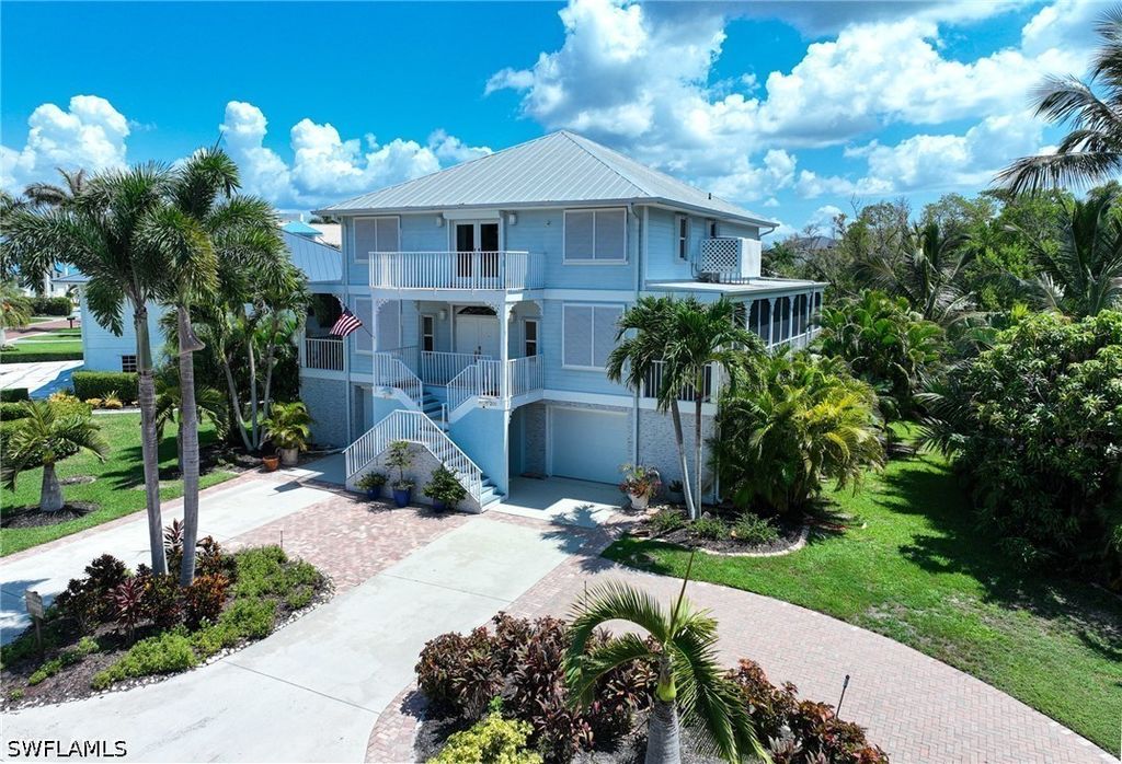 200 Topanga Dr, Bonita Springs