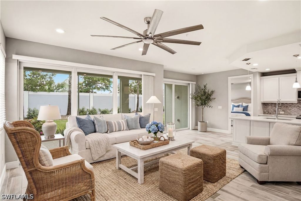 2664 Seychelles Cir 2401, Naples