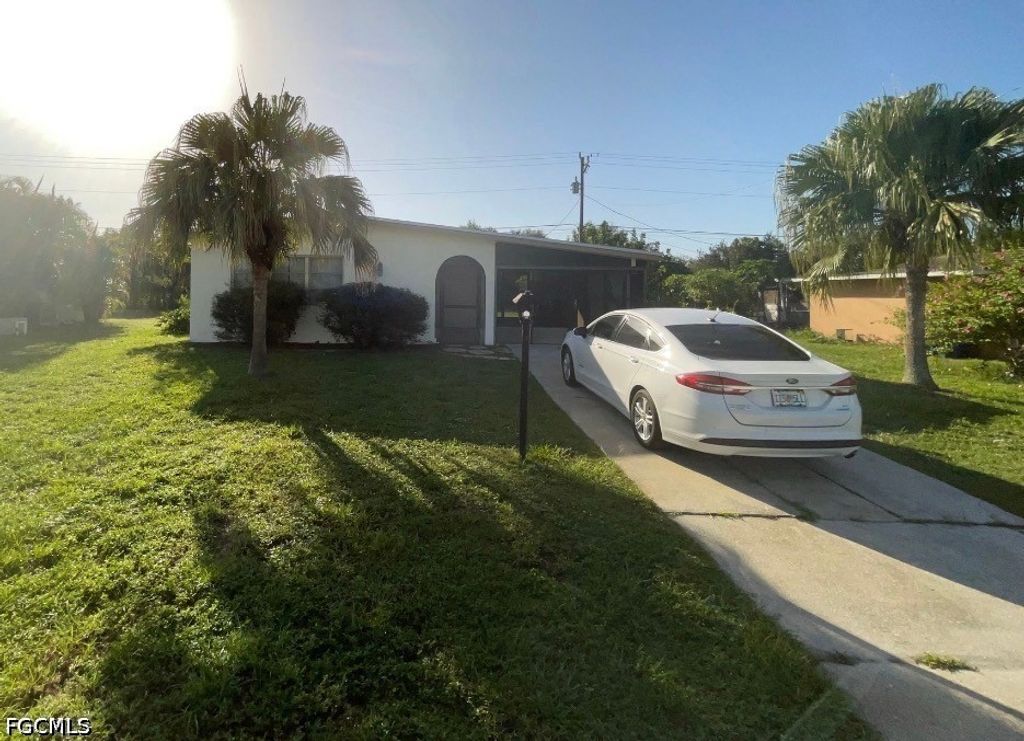 120 Andros St, LEHIGH ACRES