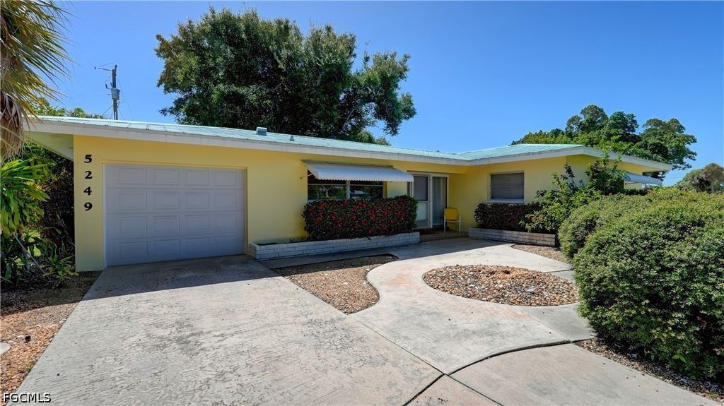5249 Sunnybrook Ct, CAPE CORAL
