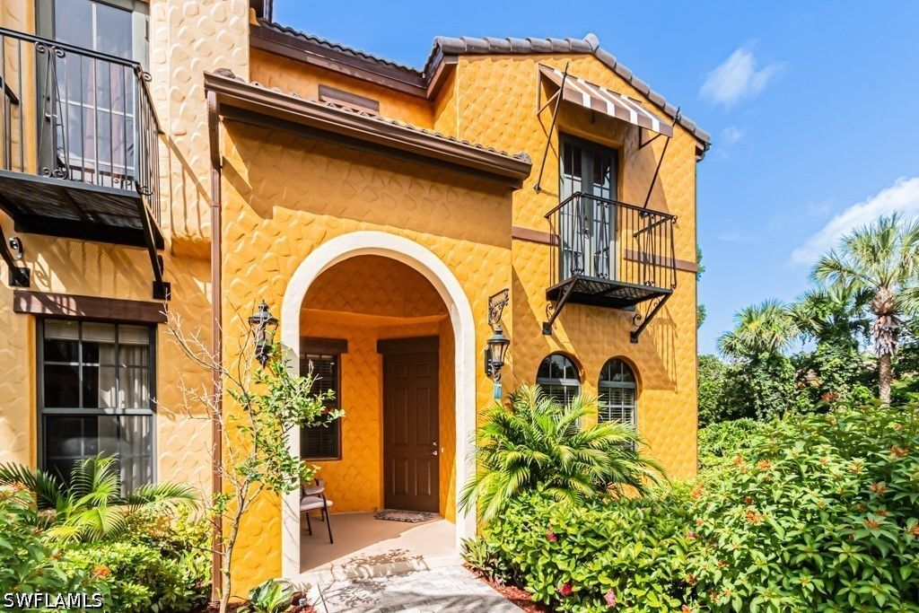 9163 Delano St 10006, Naples