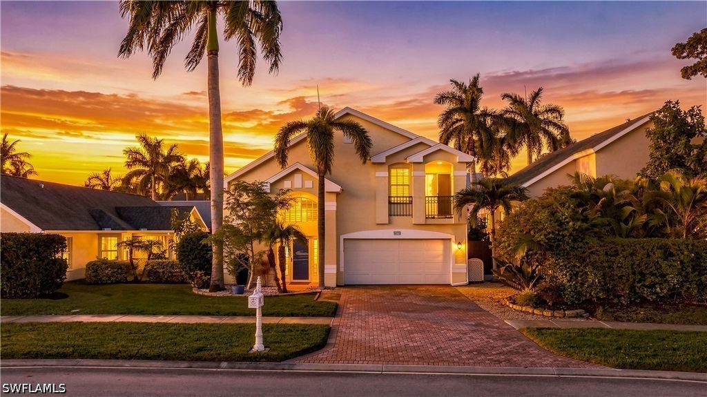 3570 Kent Dr, Naples