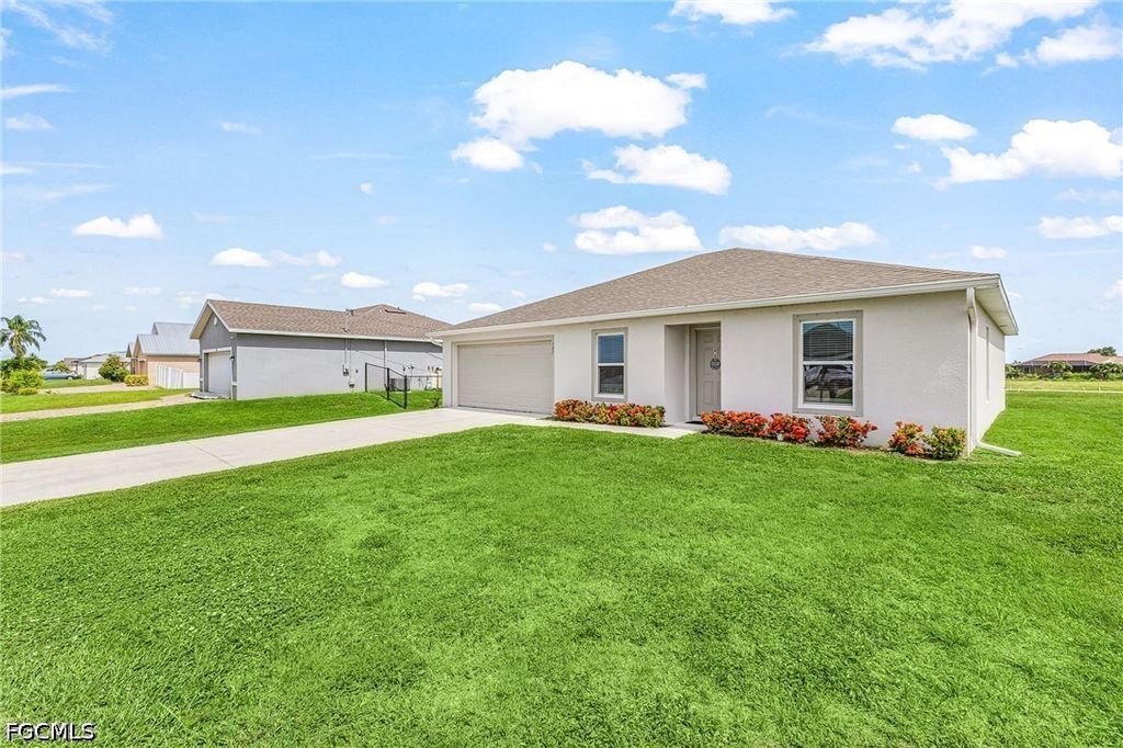 127 Nw 10th Ter, CAPE CORAL