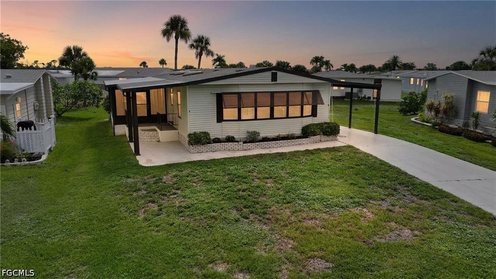 16209 Asheboro Ct, Fort Myers