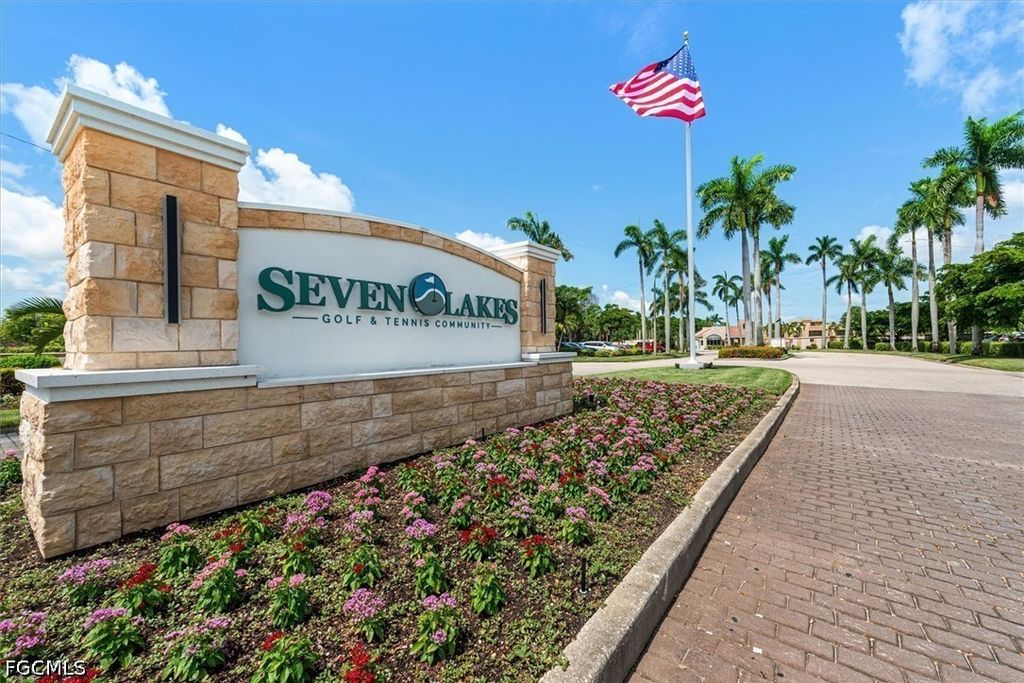 1787 Pine Glade Cir, FORT MYERS