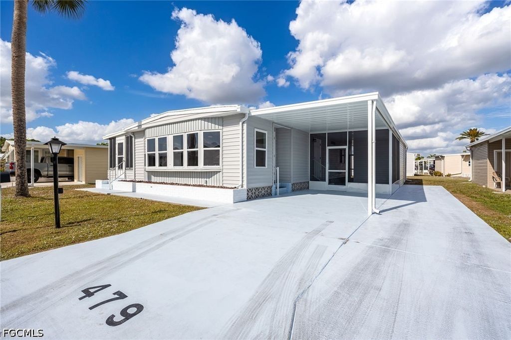 479 Nicklaus Blvd, NORTH FORT MYERS