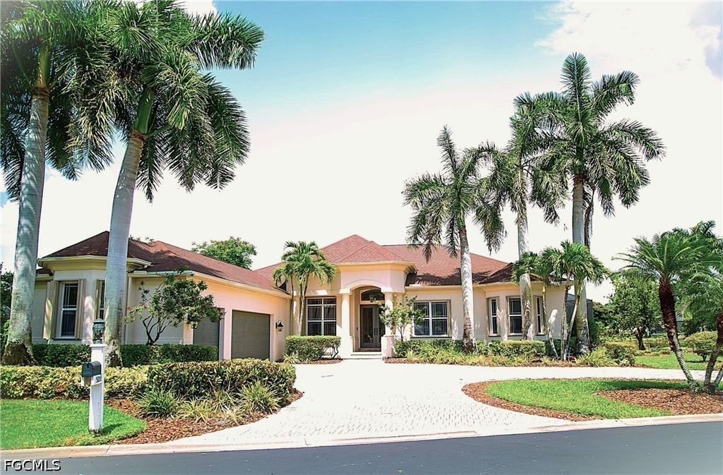 15200 Blackhawk Dr, Fort Myers
