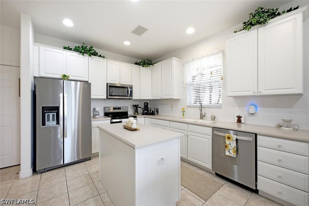 4780 Shinnecock Hills Ct 101, Naples
