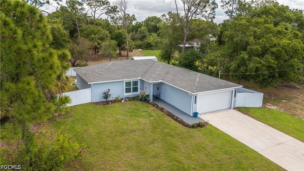 7081 Brazil Cir, Labelle