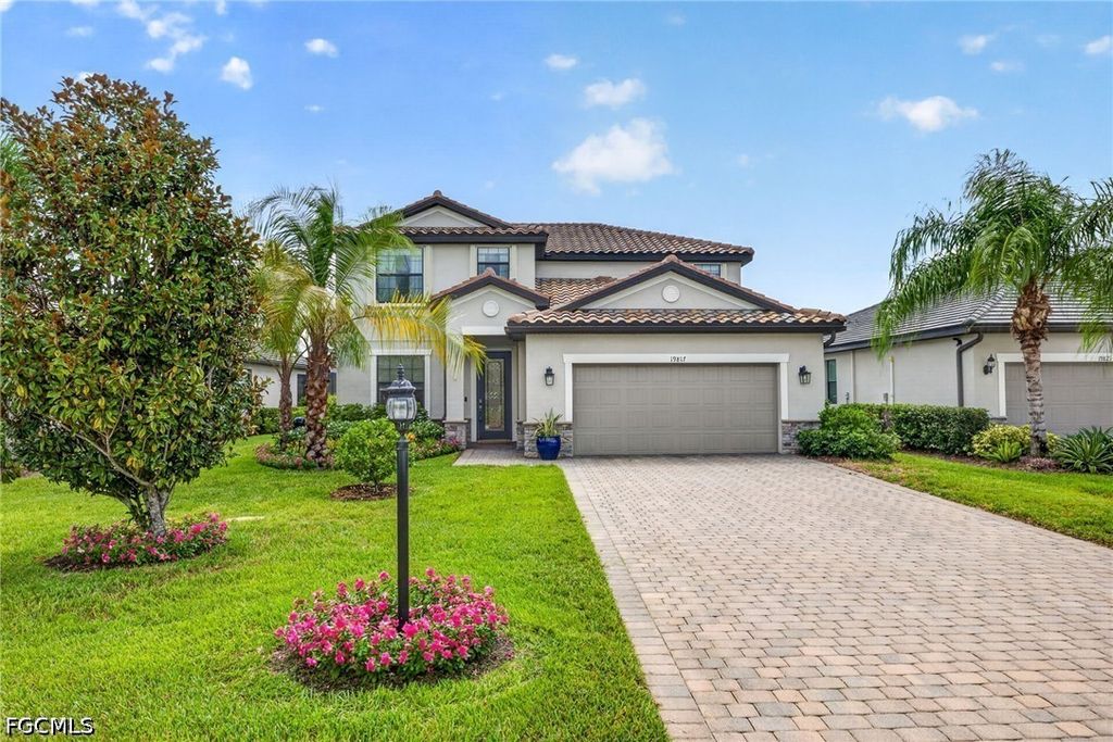 19817 Bittersweet Ln, Estero