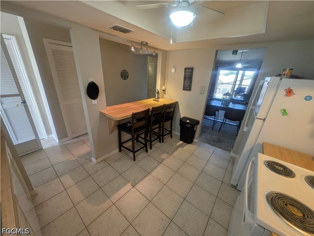 3720 Se 10th Ave 201, CAPE CORAL