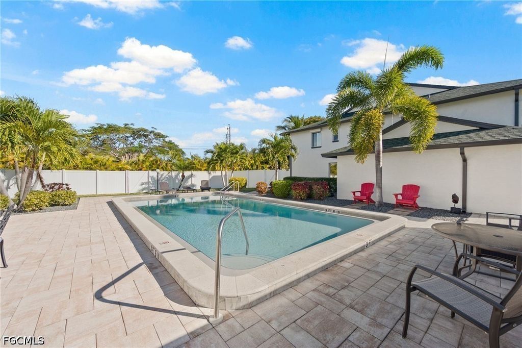 1519 Cape Coral Pkwy W 9, Cape Coral