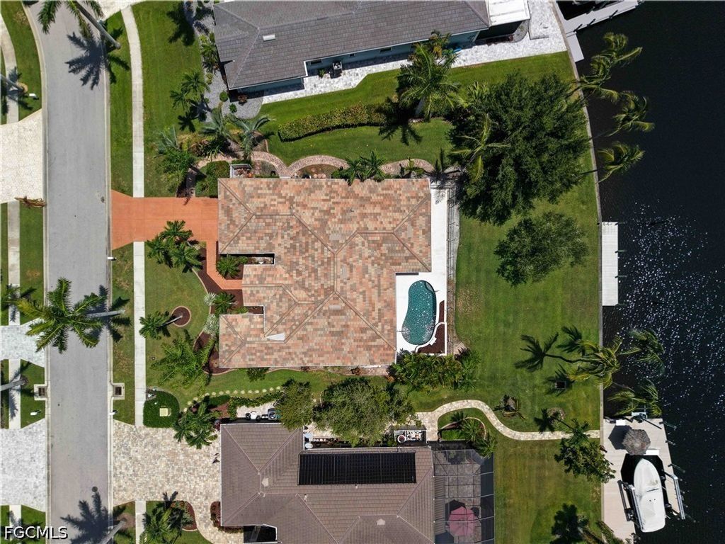 5514 Merlyn Ln, CAPE CORAL
