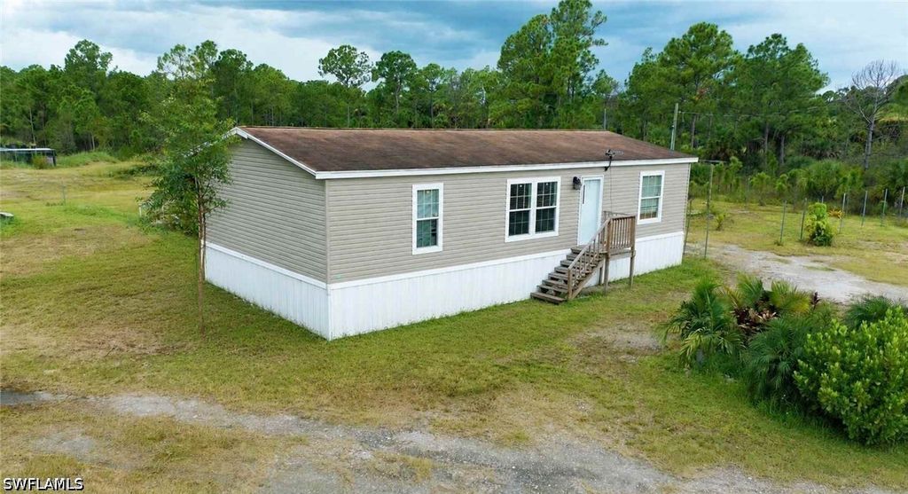 612 Hunting Club Ave, Clewiston
