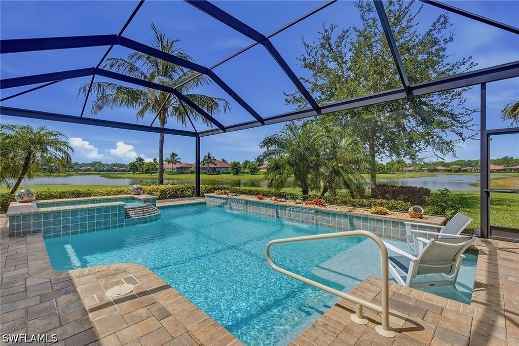 9454 Lagomar Ct, NAPLES