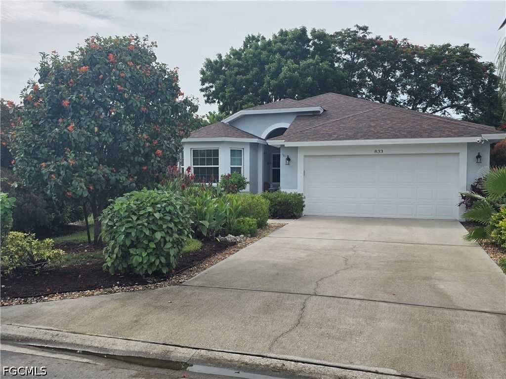 833 Mount Hood Ct, Naples