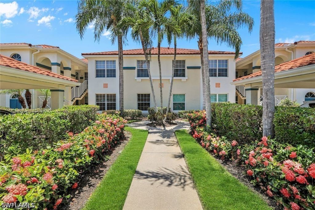 23721 Old Port Rd 102, Estero