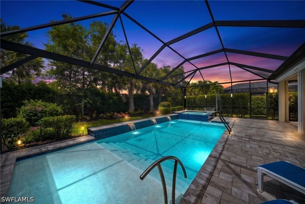 8884 Scarlotti Pl, Naples