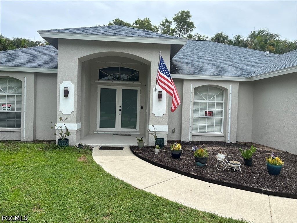 11670 Pine Hammock Cir, Fort Myers