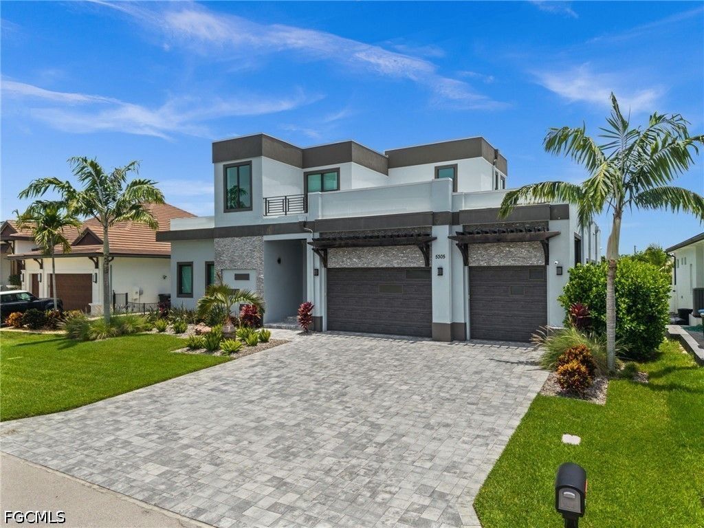 5305 Bayshore Ave, Cape Coral