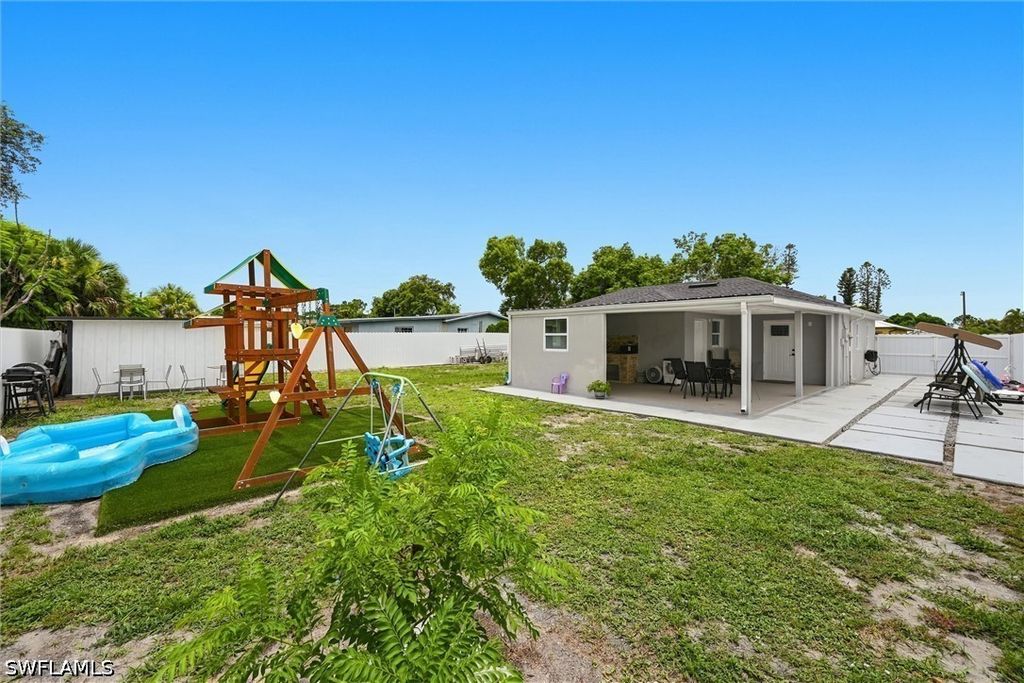 1776 Glenway Ct, FORT MYERS