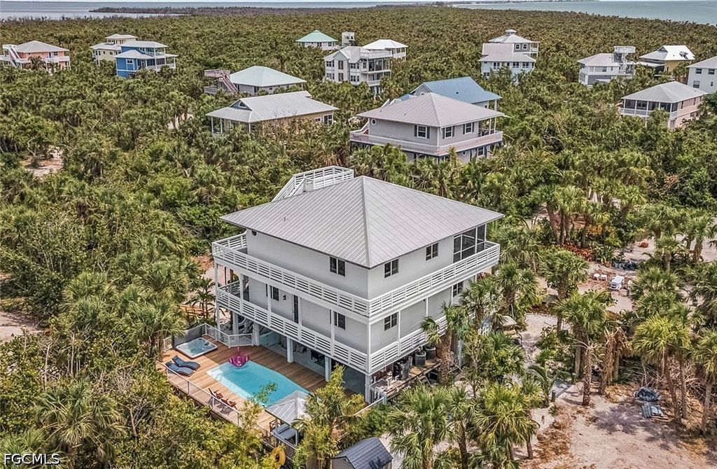 4490 Oyster Shell Dr, Upper Captiva