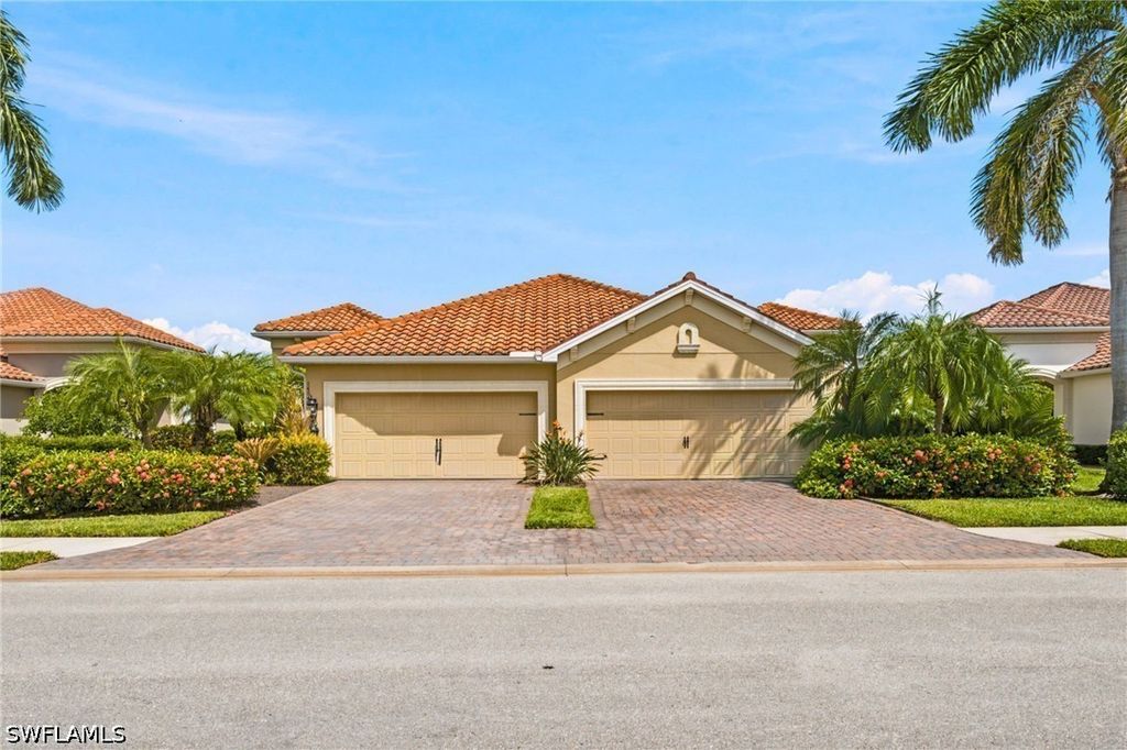 14549 Sonoma Blvd, Naples