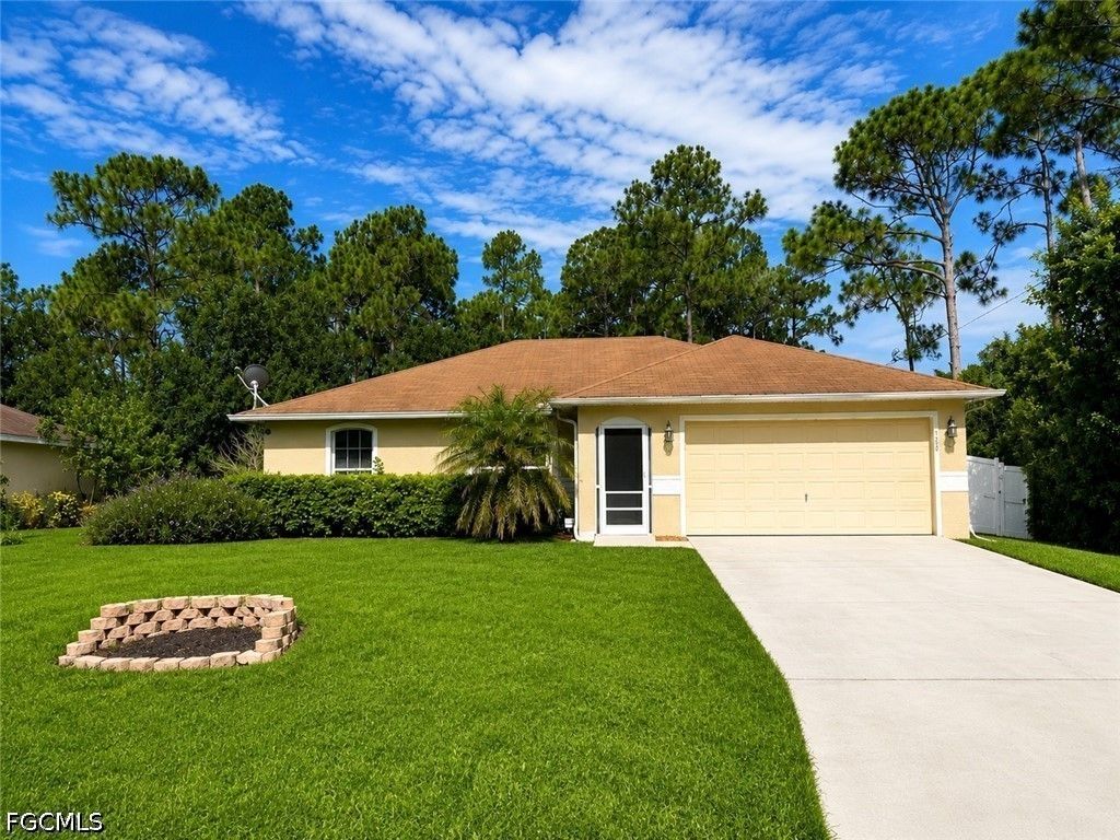 728 Santa Lucia Ave S, LEHIGH ACRES