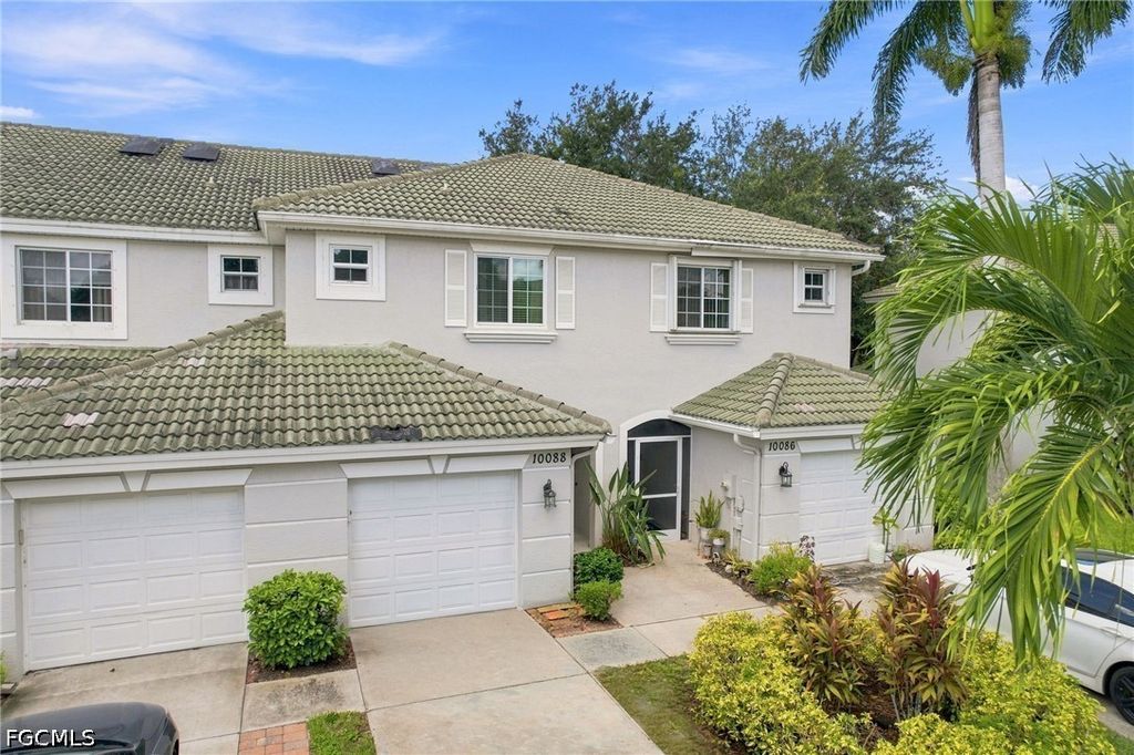 10088 Pacific Pines Ave, FORT MYERS