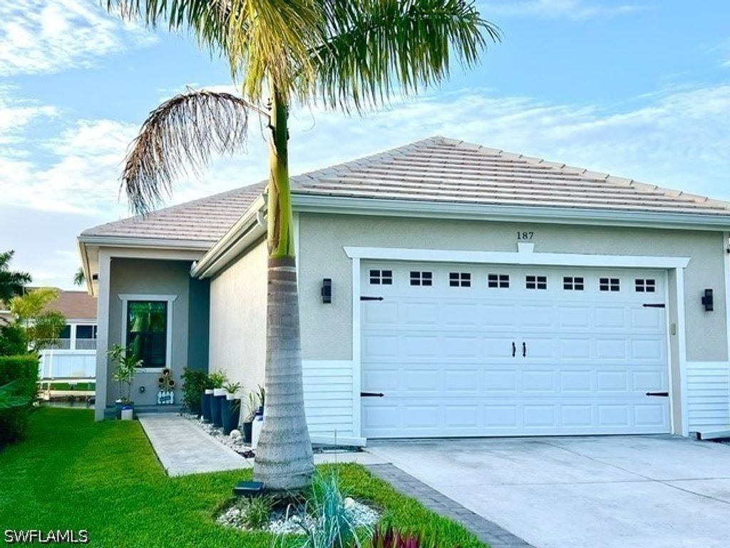 187 Eveningstar Cay, NAPLES