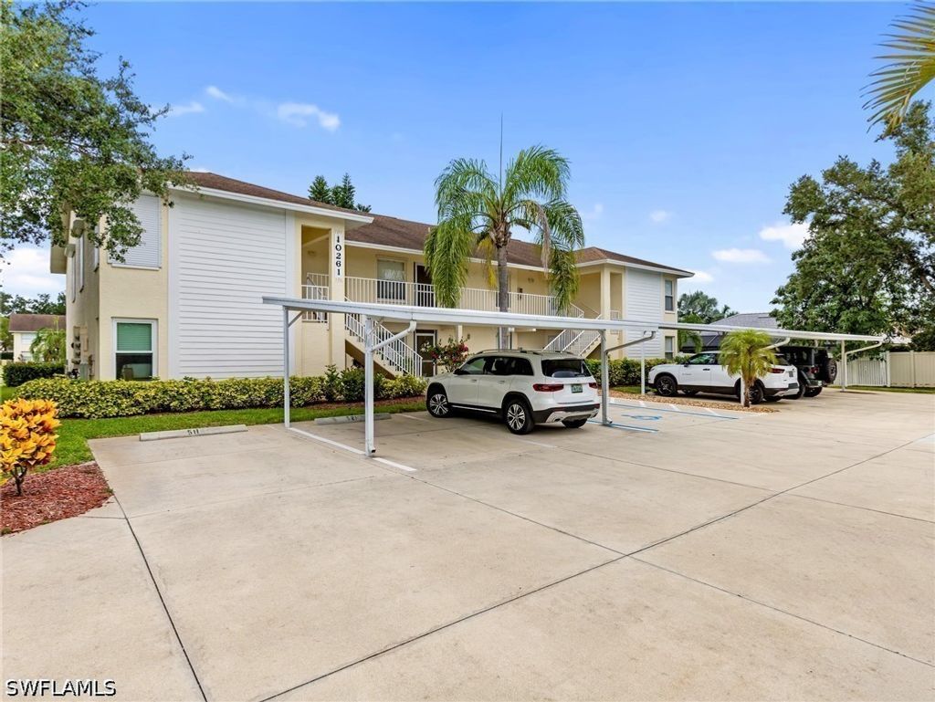 10261 Maddox Ln 513, Bonita Springs