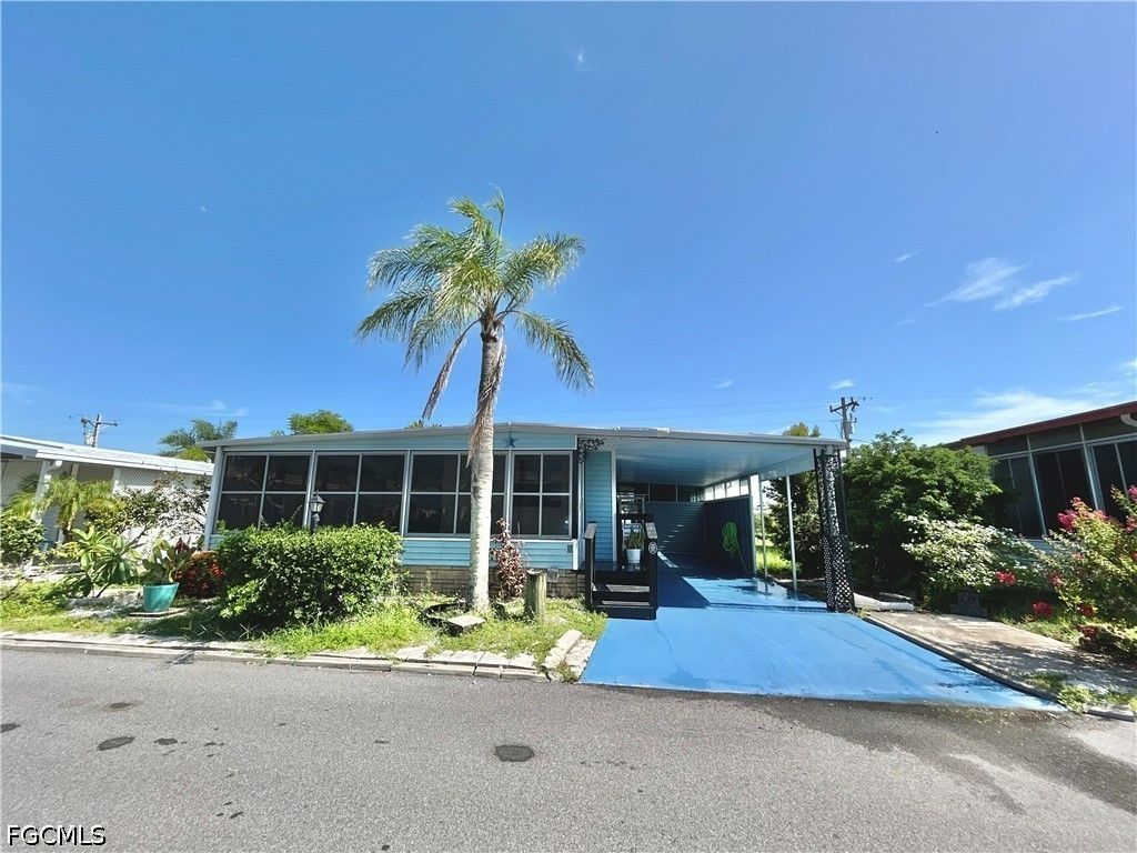 3584 Celestial Way, NORTH FORT MYERS