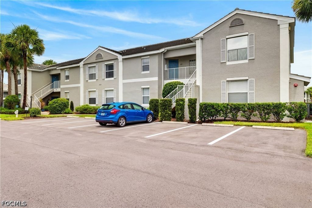 12065 Summergate Cir 203, FORT MYERS