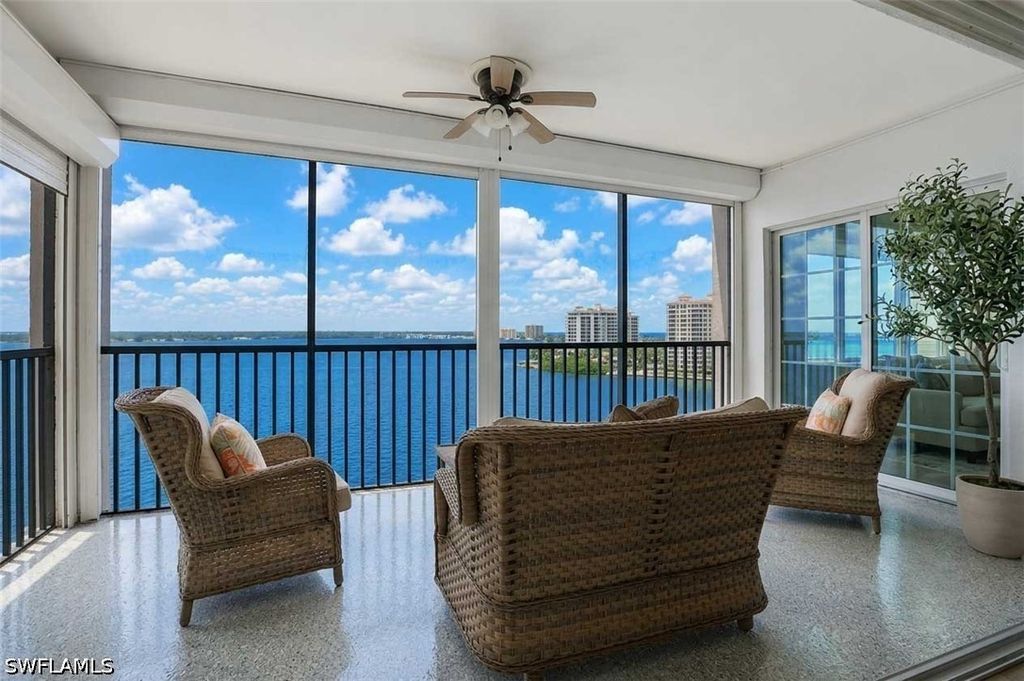 1901 Clifford St 1402, FORT MYERS