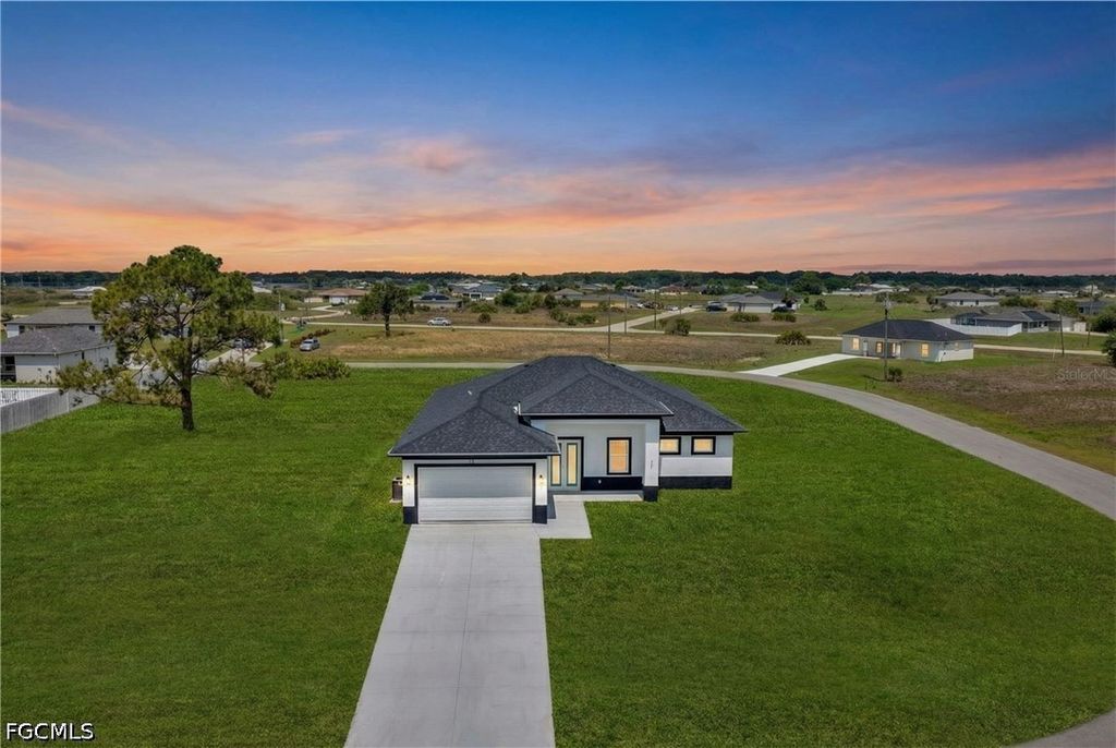 7020 Patriot Ct, Labelle
